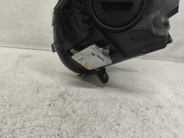 PHARE GAUCHE MINI - Vue 3